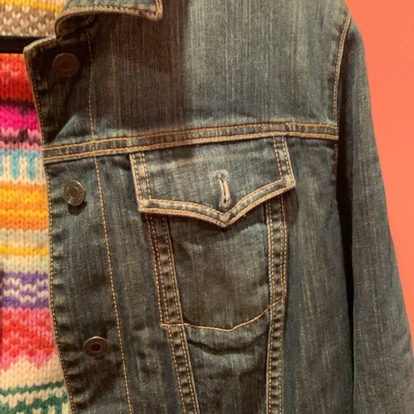 GAP Dark Blue Jean Jacket with Multicolor Inner Lining - Picture 8 of 11